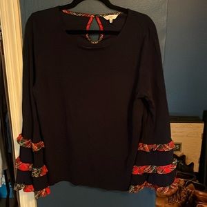 Fun navy XL Crown & Ivy bell sleeved shirt. Perfect for the holidays!